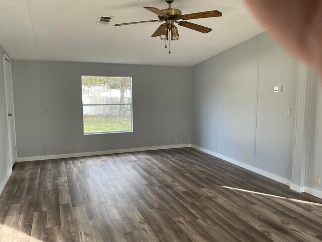 Building Photo - 5790 Datil Pepper Rd