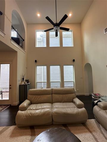 Foto del edificio - 1037 Drew Ln
