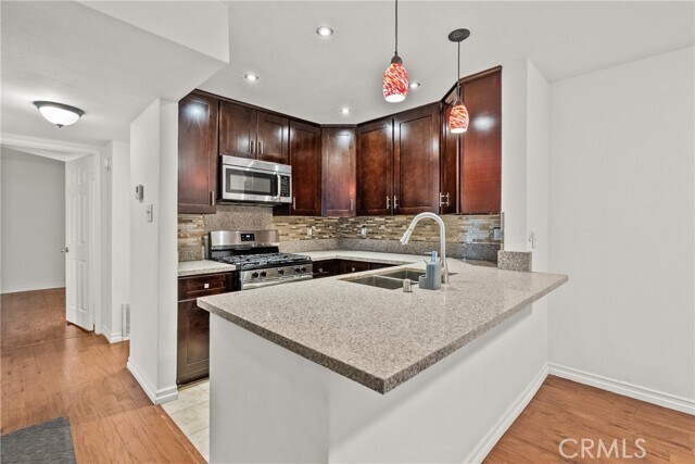 Foto principal - 5700 Etiwanda Ave