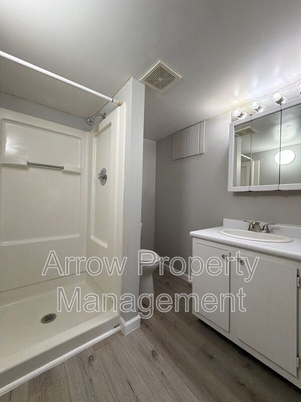 Foto del edificio - 2840 Starr St