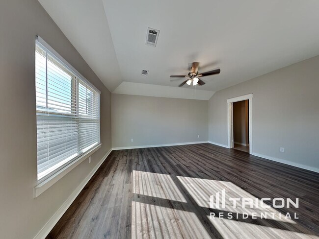 Foto del edificio - 1569 Ferguson Dr