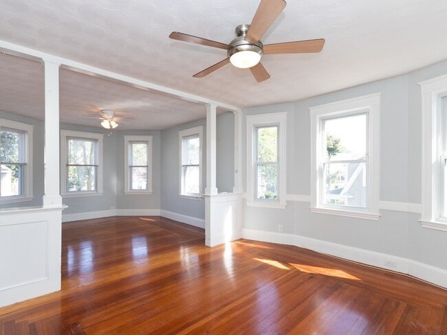 Building Photo - 65 Waldeck Rd