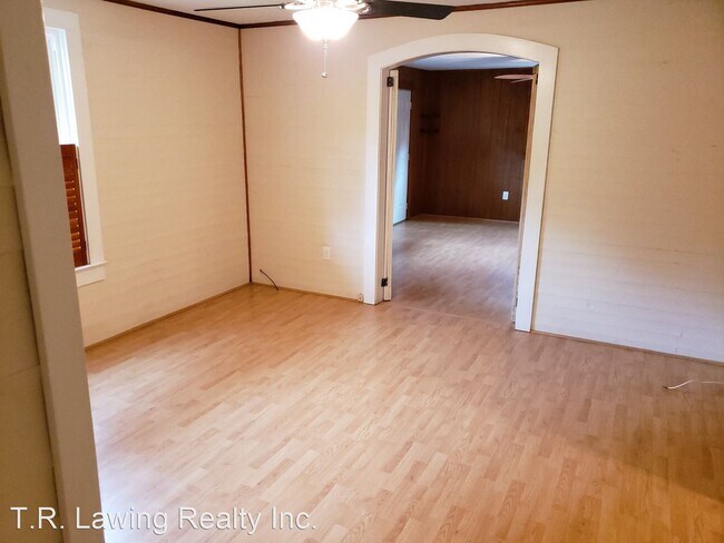 Building Photo - 2 br, 1 bath House - 720 Moriah Church Road