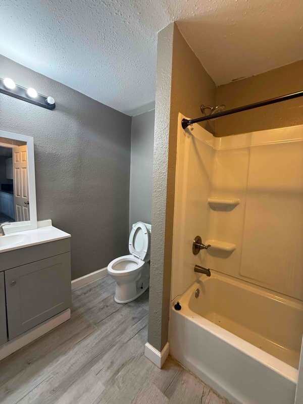 Building Photo - 207 Shields St