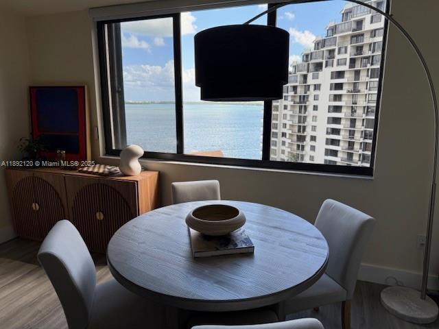 Foto del edificio - 540 Brickell Key Dr