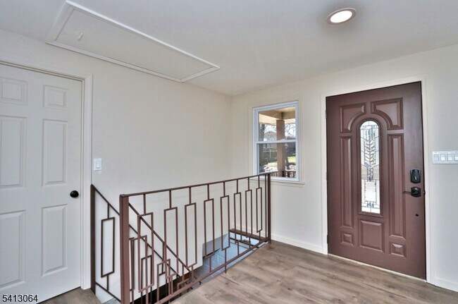 Foto del edificio - 75 Nolans Point Rd