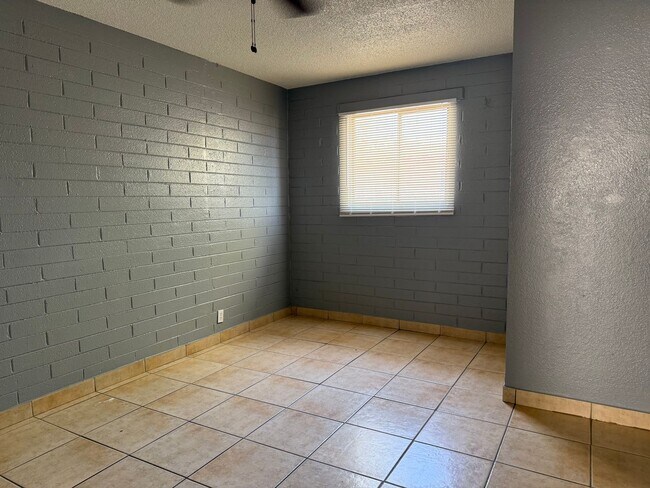Foto del edificio - 5123 N 28th Dr