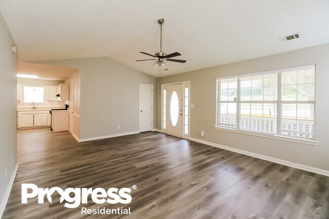 Building Photo - 966 Maple Leaf Ridge