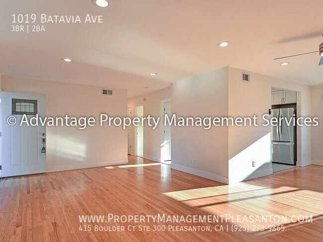 Foto del edificio - 3 Bed / 2 Bath, 1,350 sq ft 1-story home i...