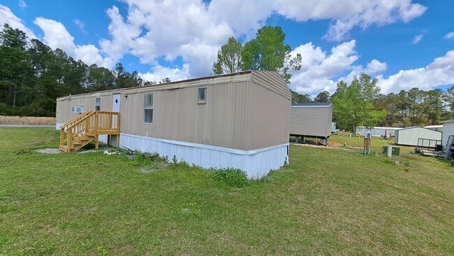 Building Photo - 56 Airbourne Ln