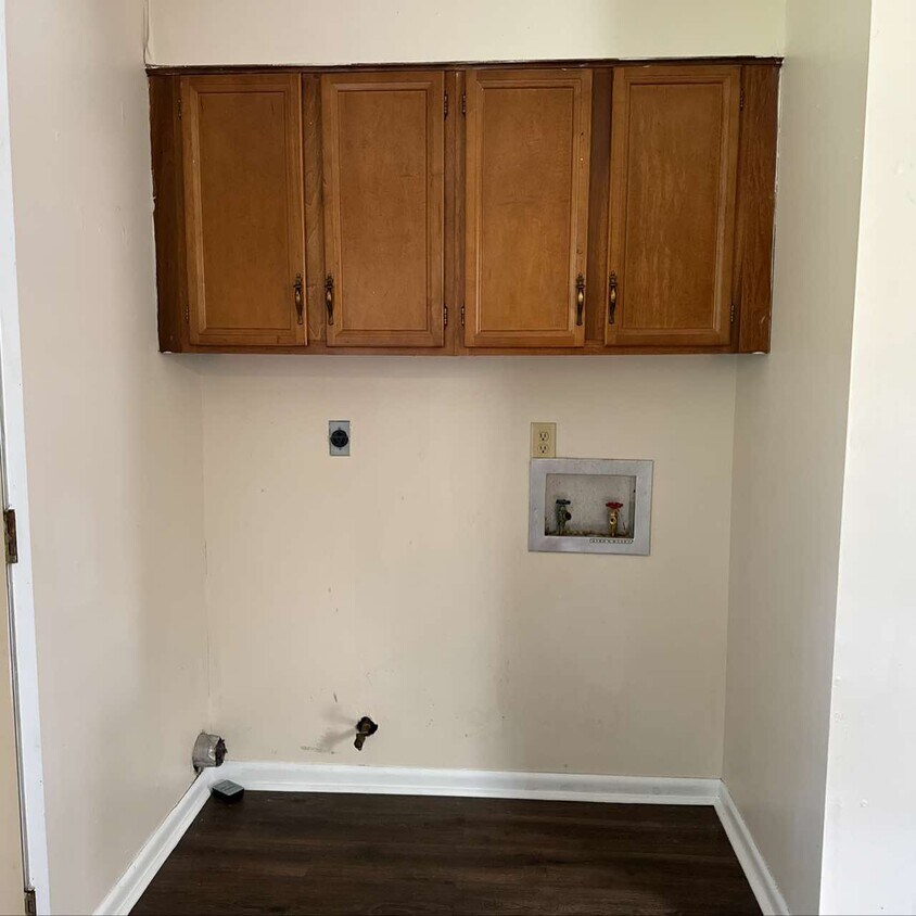 Foto del edificio - 3106 Courtney Ave