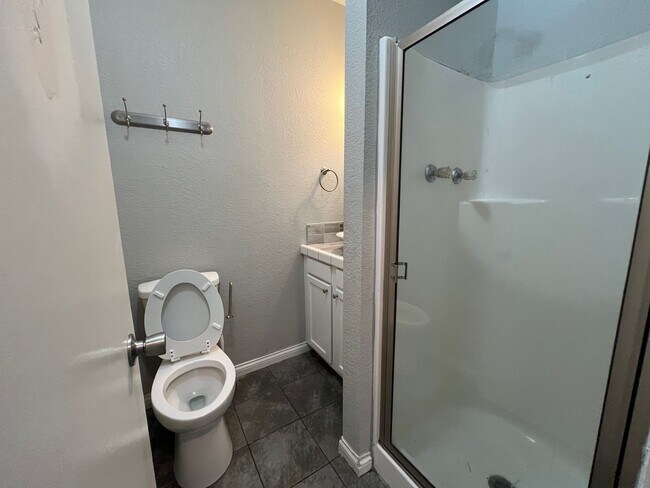 Foto del edificio - 212-214 South Pershing Dr