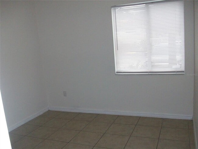 Building Photo - 495 Las Cortes Ln