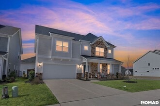 Building Photo - 18 S Maple Walk Dr