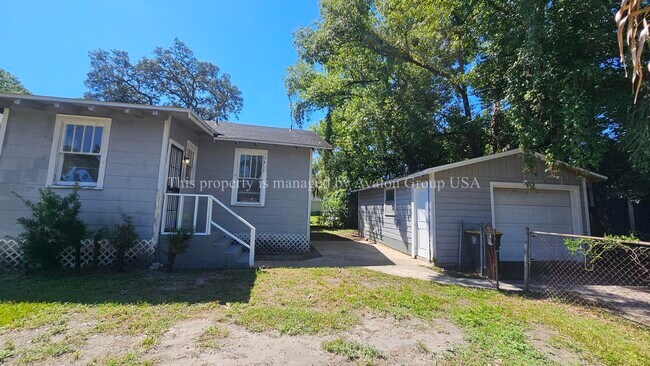 Foto del edificio - 6510 Avalon St