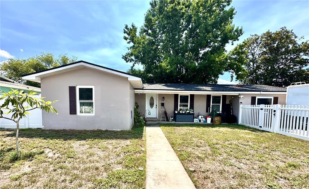 Foto principal - 1348 E Hancock Dr