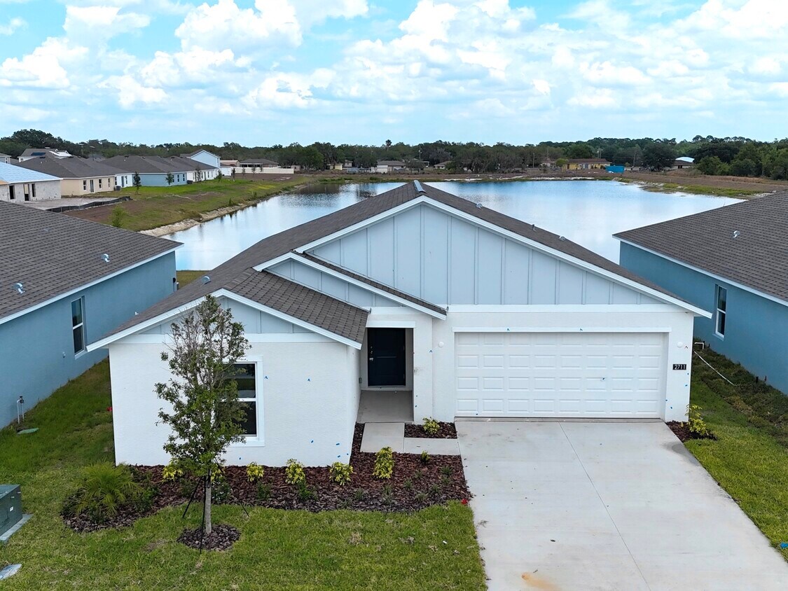 Building Photo - 2711 Pioneer Trl