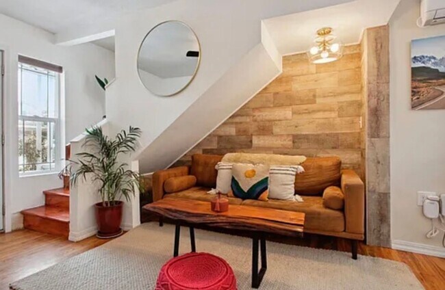 Foto del edificio - 3435 Franklin St