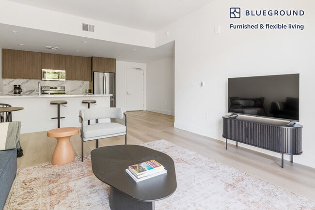 Building Photo - 3406 El Camino Real