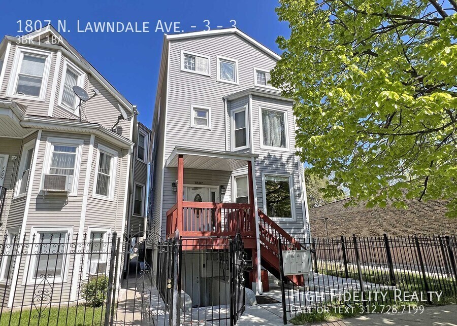 Primary Photo - 1807 N Lawndale Ave