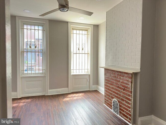 Foto del edificio - 1718 N Lambert St