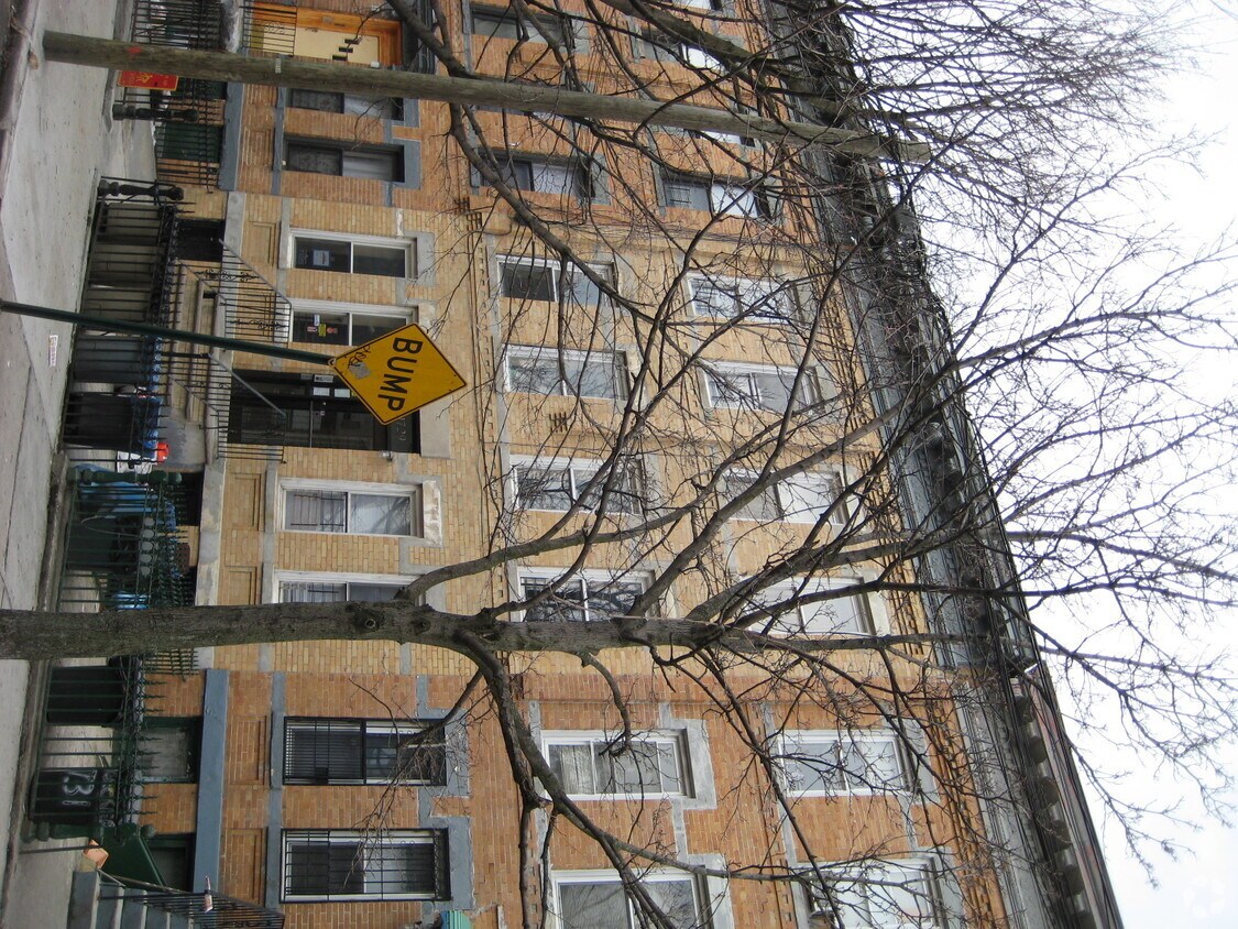 Building Photo - 1729 Bleecker St