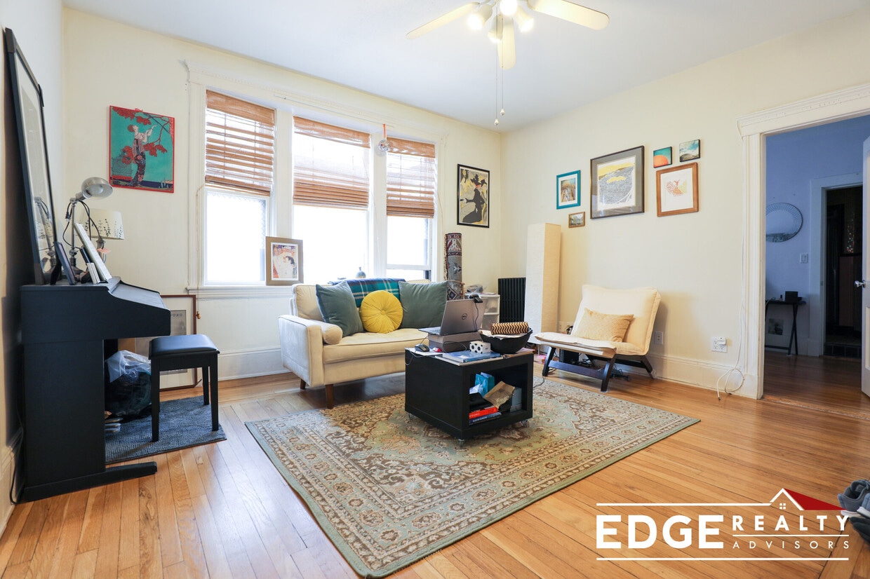 Photo - 5 Braemore Rd. Unit 23