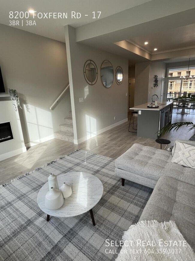 8200 Foxfern Rd, Chilliwack, BC V2R 0R1 Townhouse for Rent in