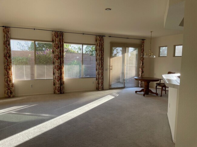 Foto del edificio - DEL WEBB 55+ Home For Rent!