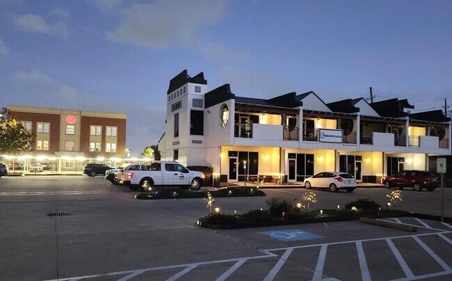 Foto del edificio - 9788 Clarewood Dr