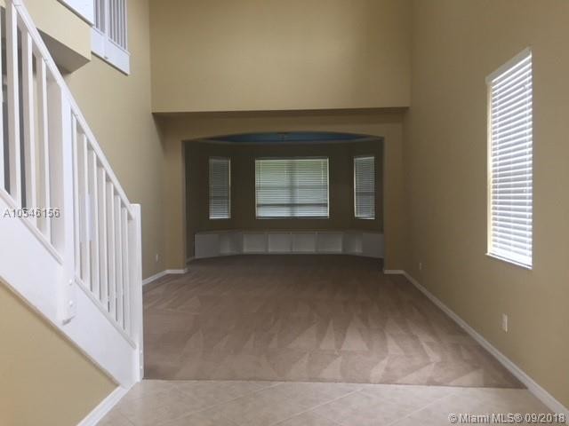 Building Photo - 3888 Cascade Terrace