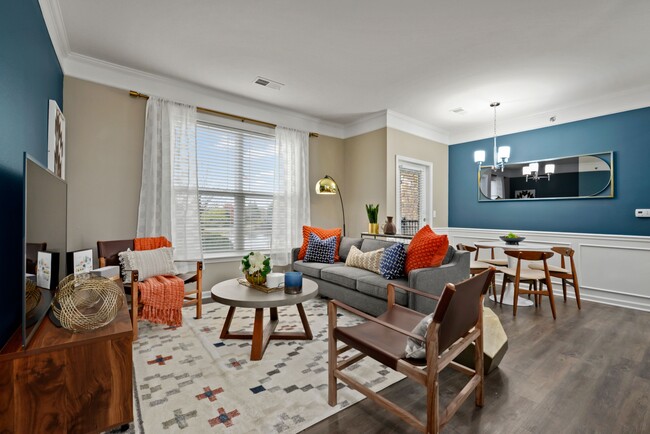 1BR, 1BA - A1R/725 SF - Living Room - Riverstone Apartments