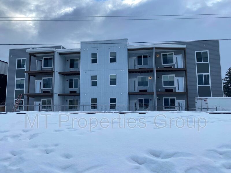 Foto principal - 522 W Bickford St