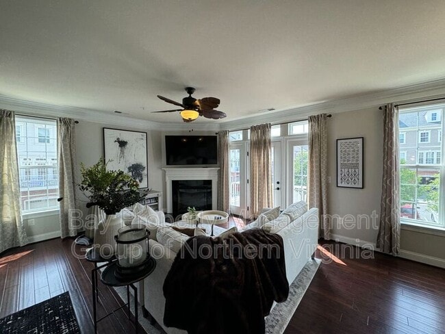Building Photo - 42626 Capitol View Ter