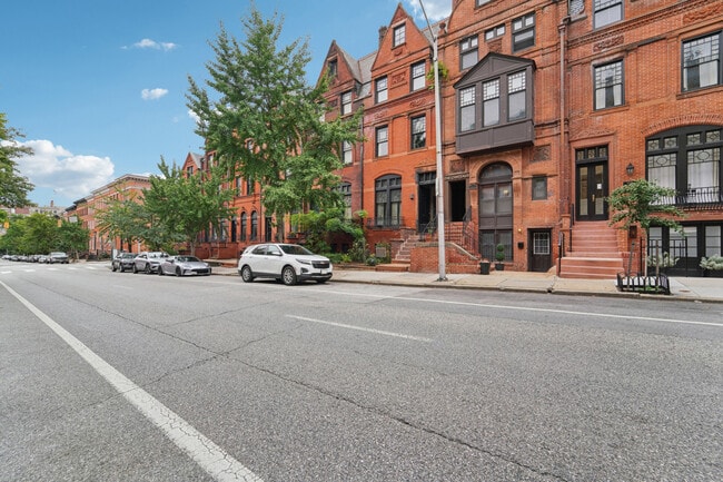 Street View - 1010 N Calvert St