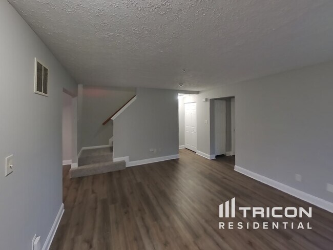 Foto del edificio - 416 Middleton Ln