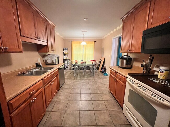 Foto del edificio - 3801 Goff St