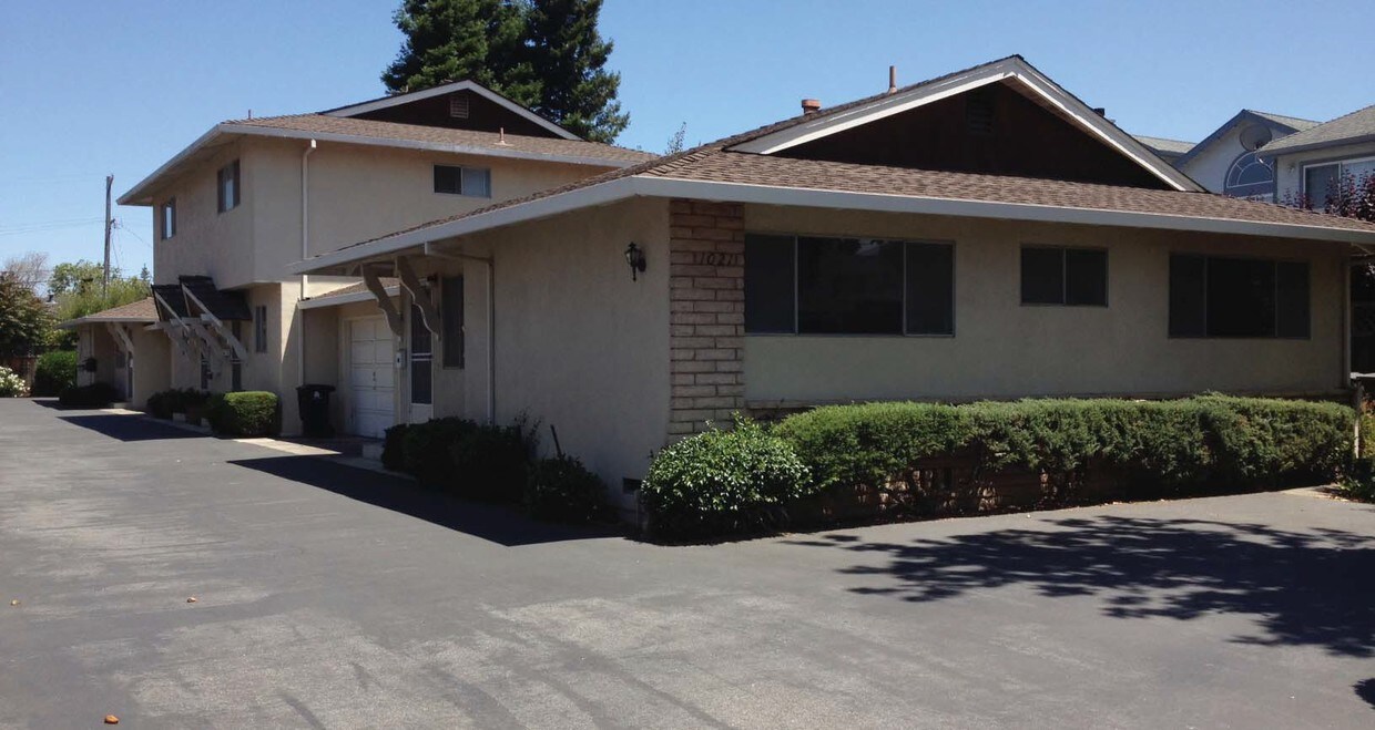 Primary Photo - 1021 Bonita Ave