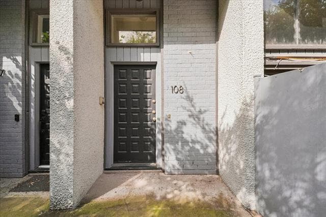 Building Photo - 3618 Gillespie St