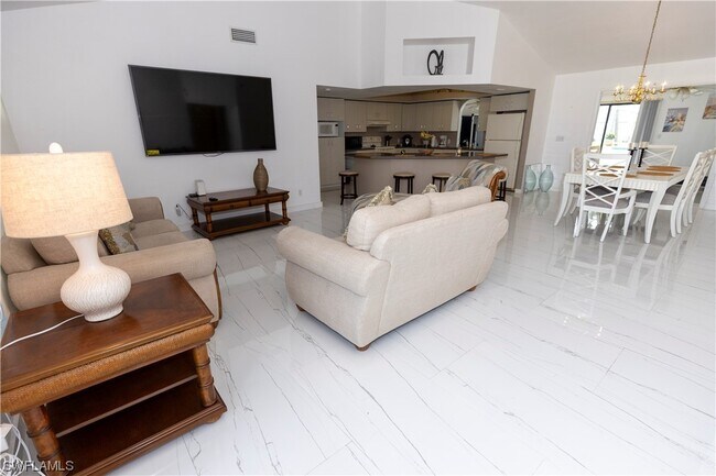 Foto del edificio - 250 SW 39th Terrace