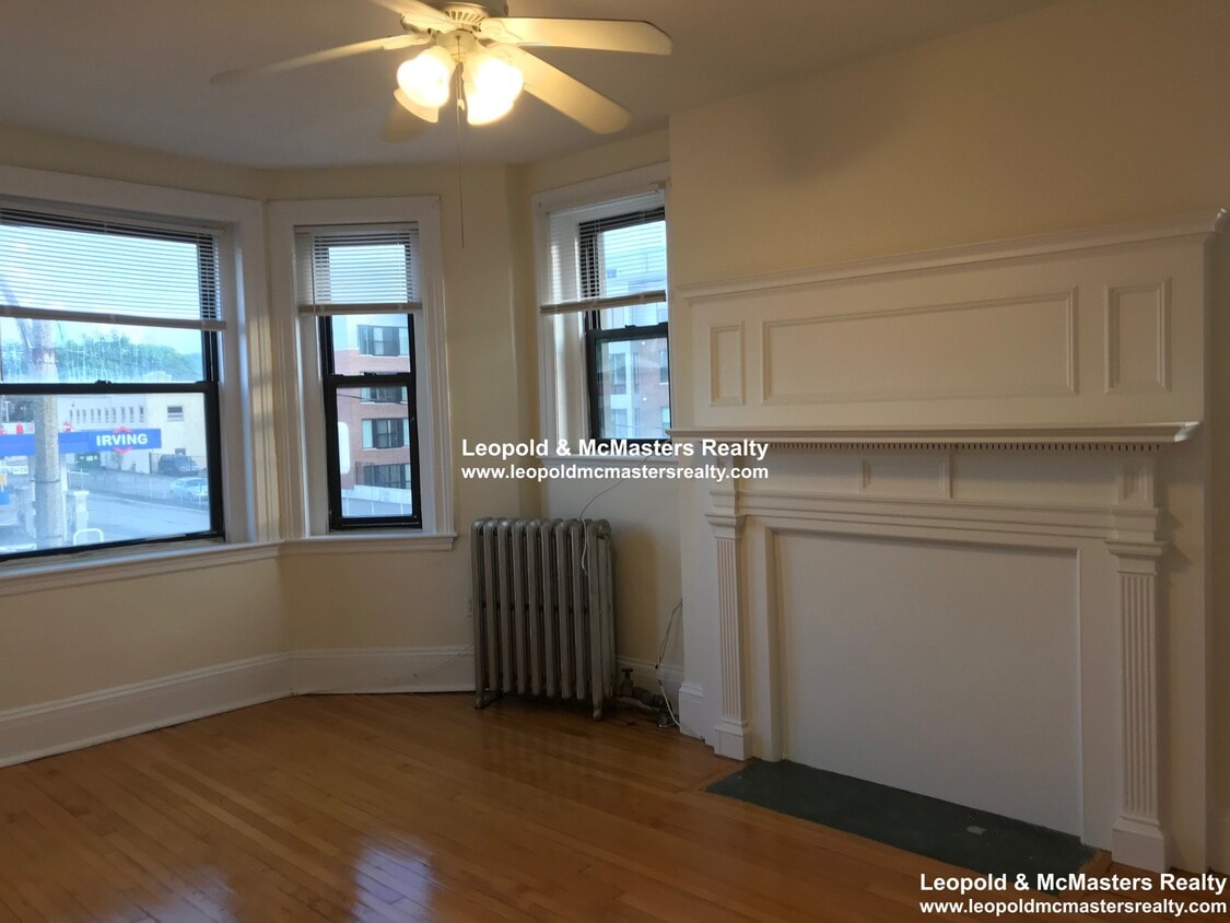 Primary Photo - 439 Cambridge St