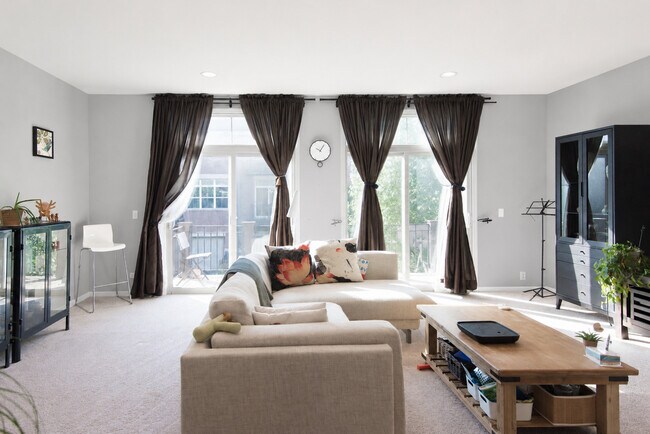 Foto del edificio - 263 Aspen Pointe Rd