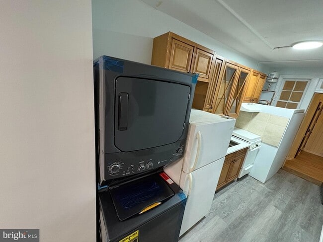 Foto del edificio - 165 35th St NE