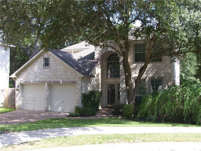 Building Photo - 2054 Kimbrook Dr