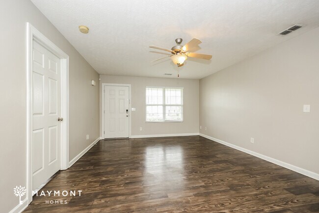 Foto del edificio - Spacious 3-Bedroom Home in Murfreesboro