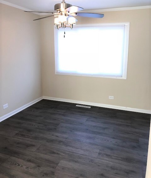 Foto del edificio - 5820 Essex Rd