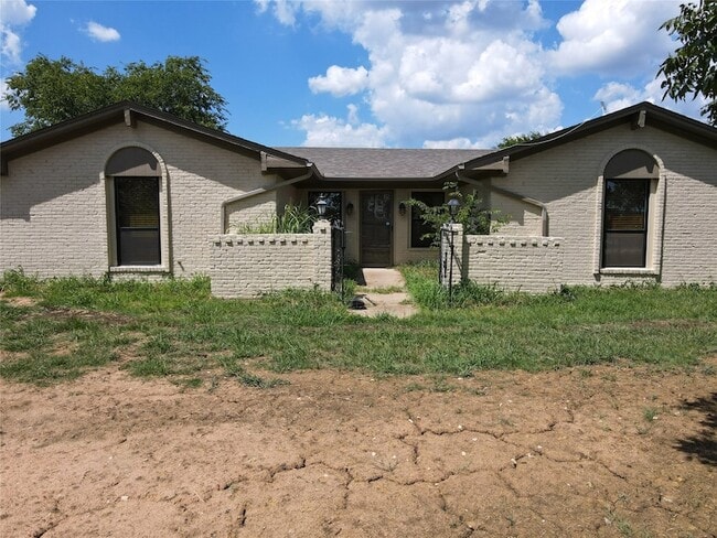 Building Photo - 255 Frog Pond Rd