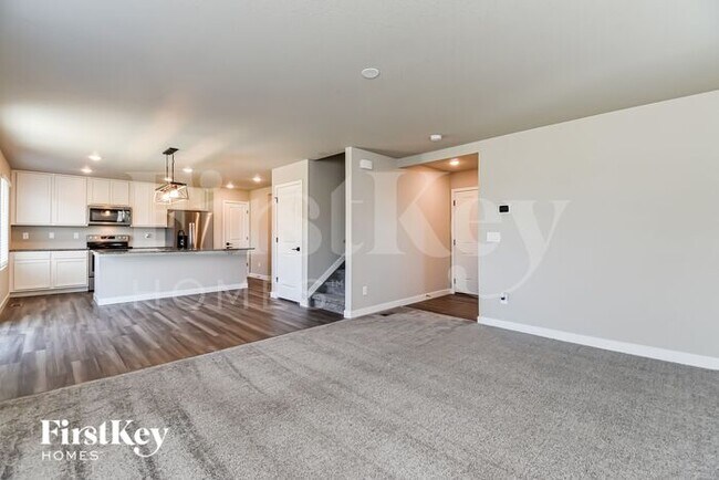 Building Photo - 10093 Luneth Dr