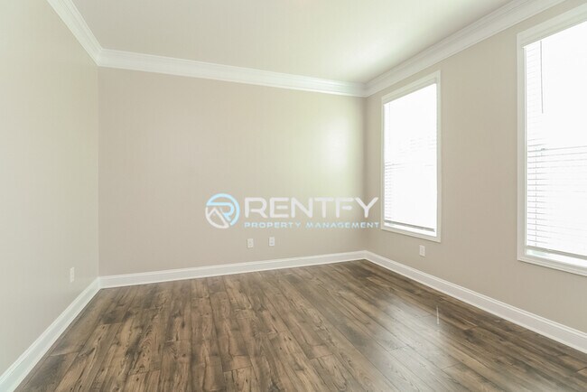Building Photo - 2097 Saddlebred Dr