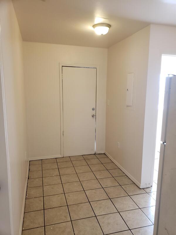 311 E Magnolia St Unit 2, Leesburg, FL 34748 Condo for Rent in